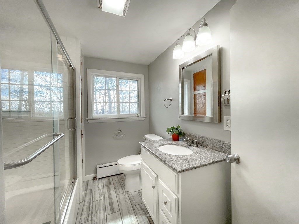 35 Upland Road Lynn, MA 01902 - Photo 8 of 34 Gallery Image 8