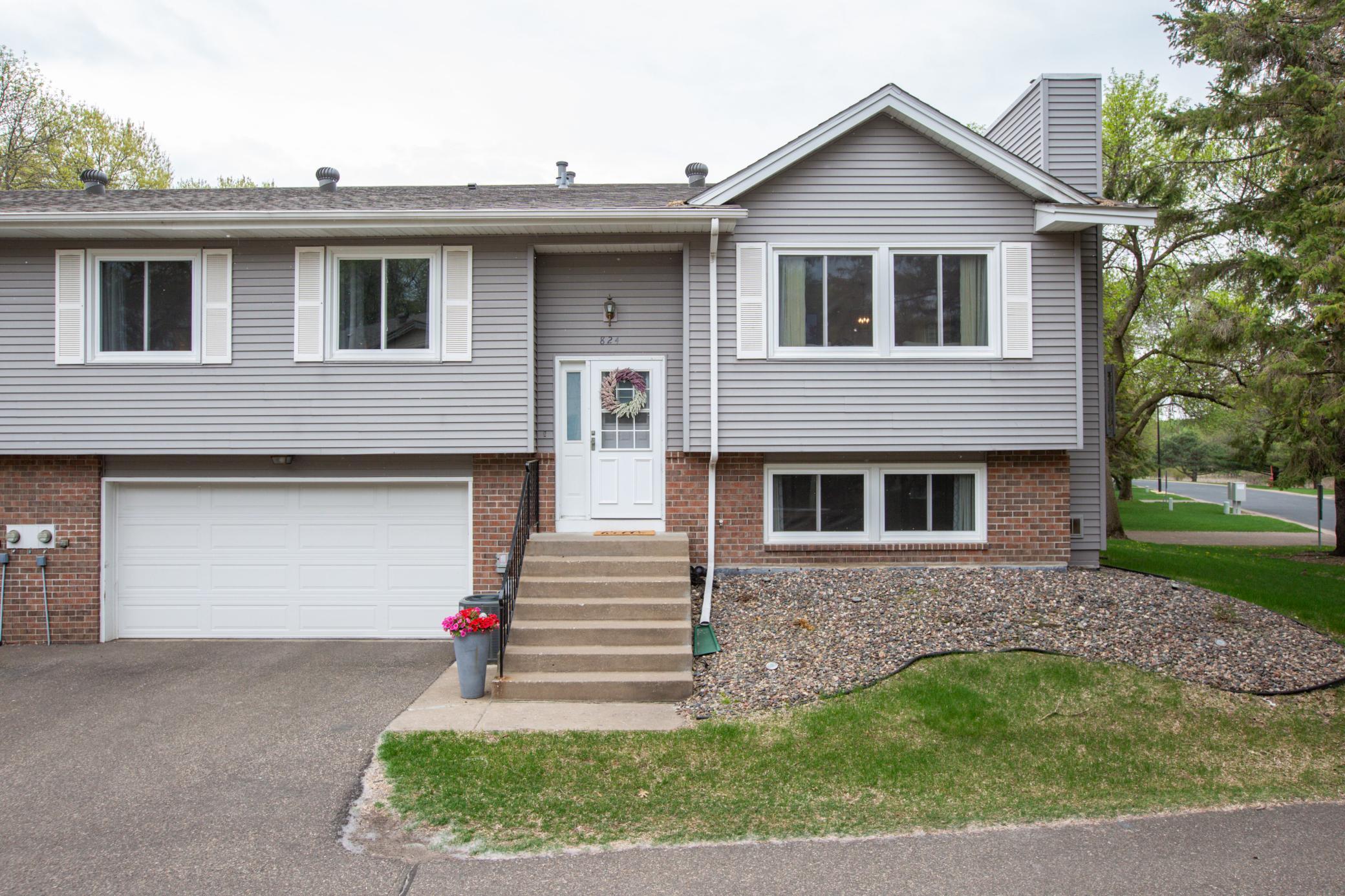 824 Sherwood Road Shoreview, MN 55126 - Photo 1 of 1 Gallery Image 1