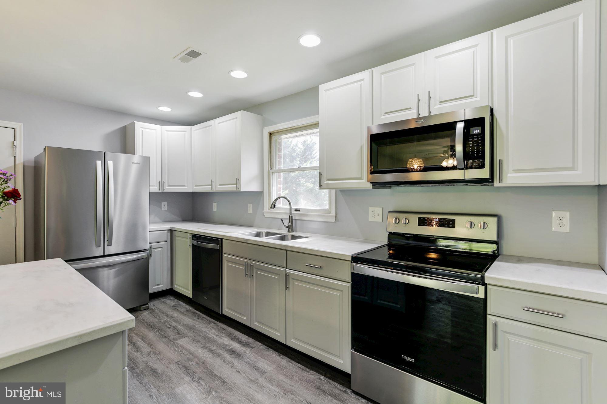 3915 London Bridge Road Finksburg, MD 21048 - Photo 11 of 41 Eat-In Kitchen