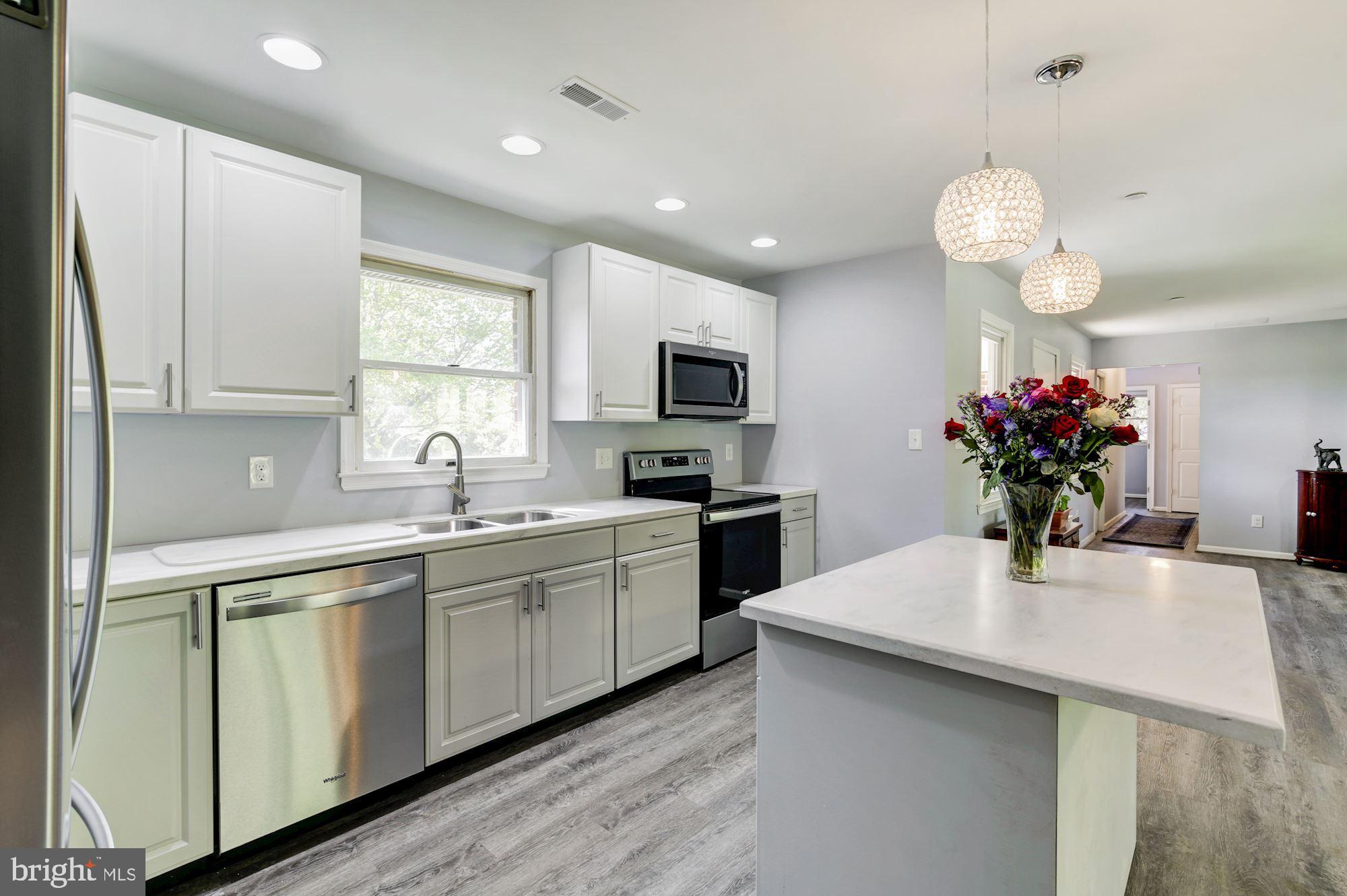 3915 London Bridge Road Finksburg, MD 21048 - Photo 13 of 41 Eat-In Kitchen