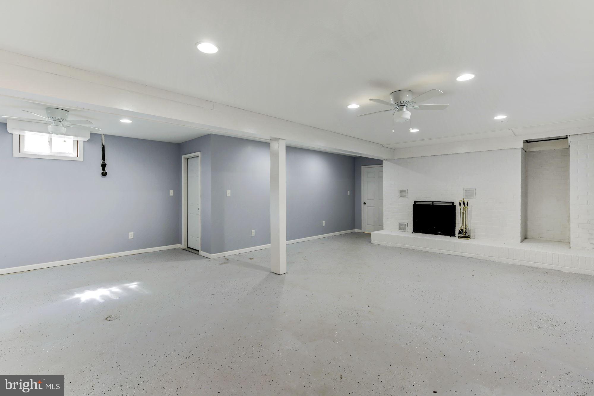3915 London Bridge Road Finksburg, MD 21048 - Photo 25 of 41 Family Room