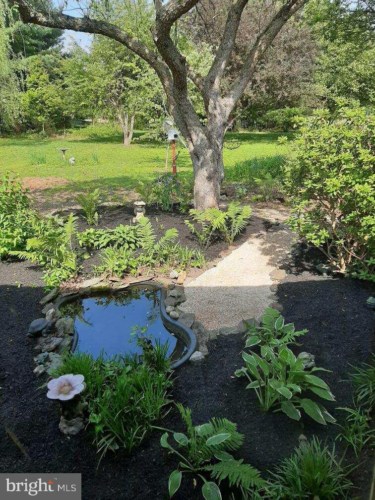 3915 London Bridge Road Finksburg, MD 21048 - Photo 36 of 41 Pond