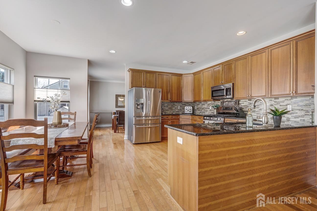 408 Old Georges Road North Brunswick, NJ 08902 - Photo 13 of 37