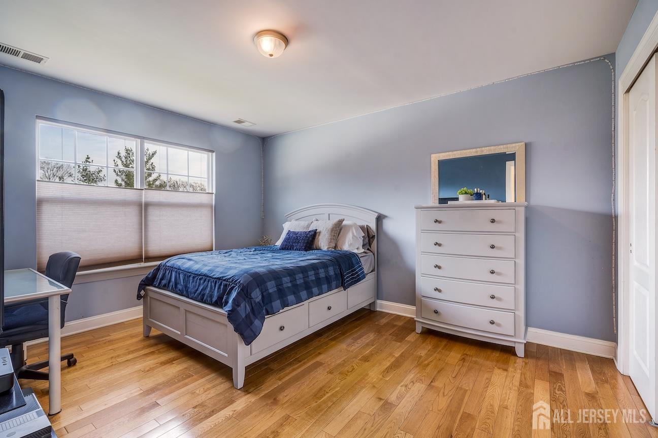 408 Old Georges Road North Brunswick, NJ 08902 - Photo 24 of 37