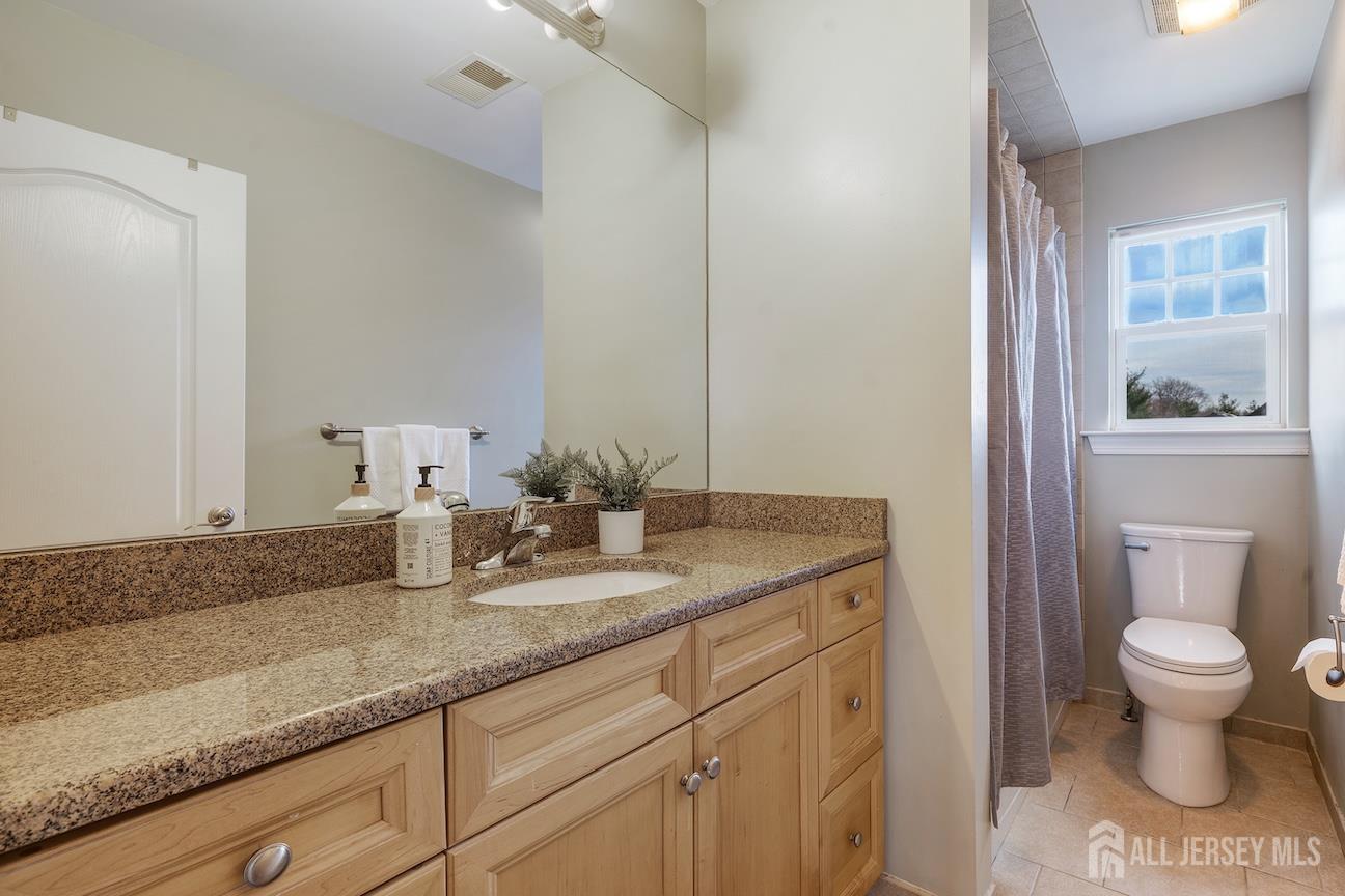 408 Old Georges Road North Brunswick, NJ 08902 - Photo 28 of 37