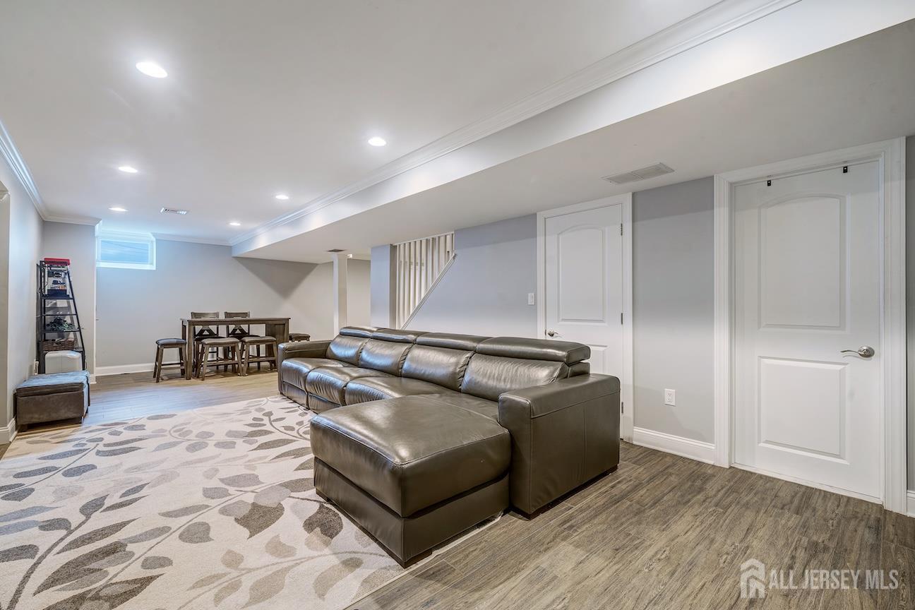 408 Old Georges Road North Brunswick, NJ 08902 - Photo 29 of 37