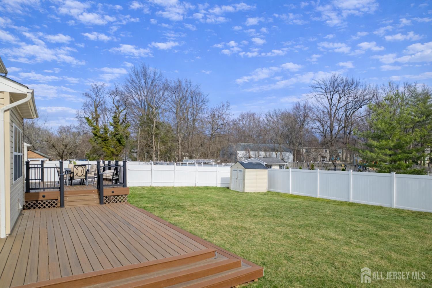 408 Old Georges Road North Brunswick, NJ 08902 - Photo 5 of 37