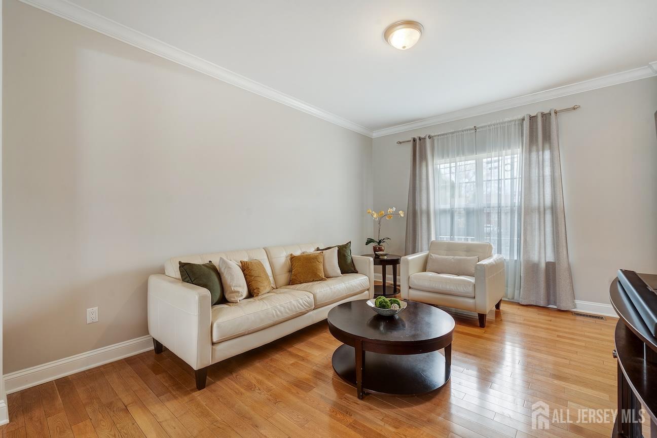 408 Old Georges Road North Brunswick, NJ 08902 - Photo 9 of 37