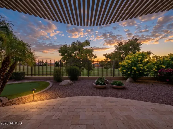 $949,900 | 6722 South Jacqueline Way, Gilbert, AZ 85298