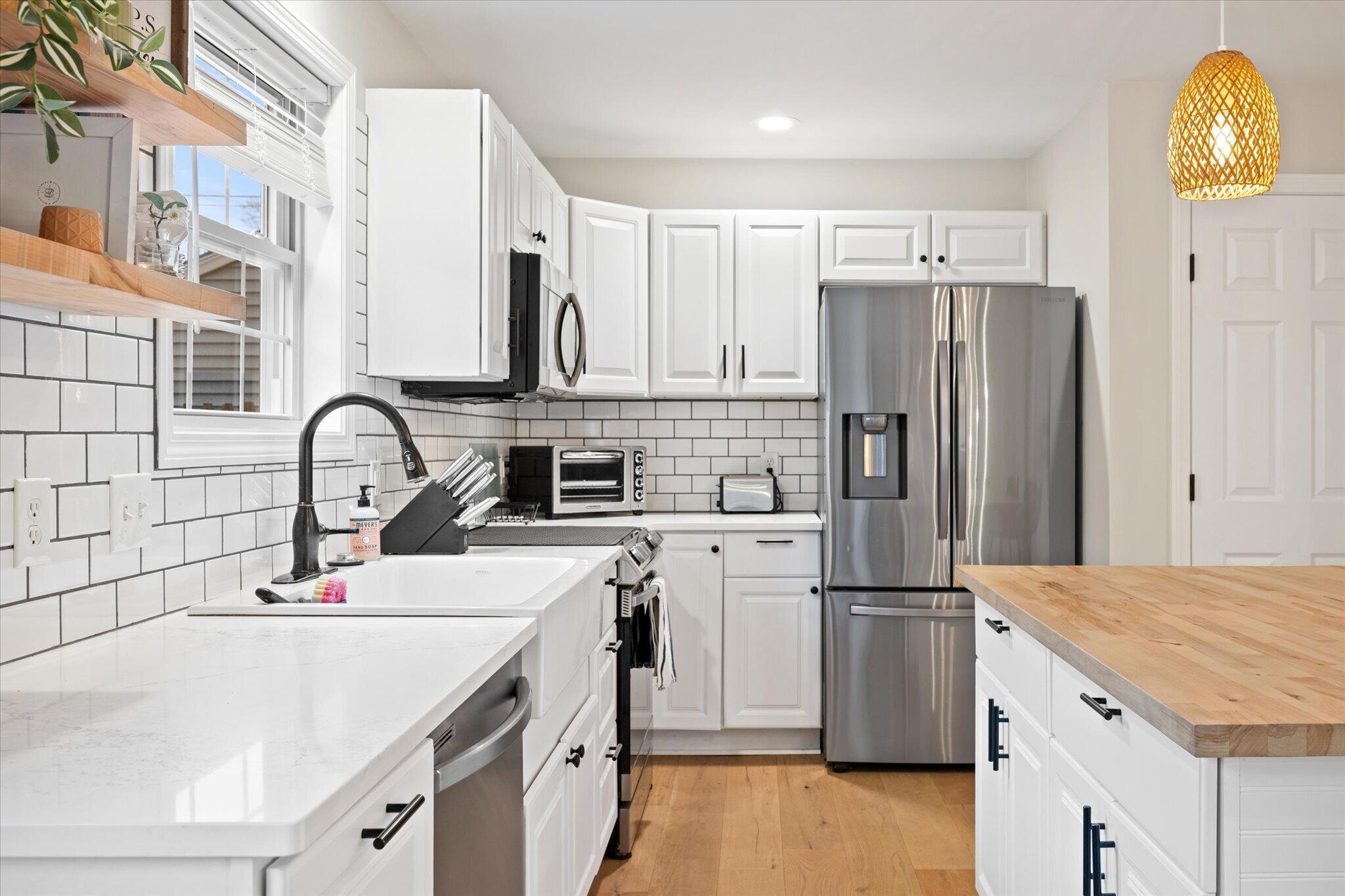 1016 State Street, Unit 1 Bangor, ME 04401 - Photo 16 of 42 Kitchen