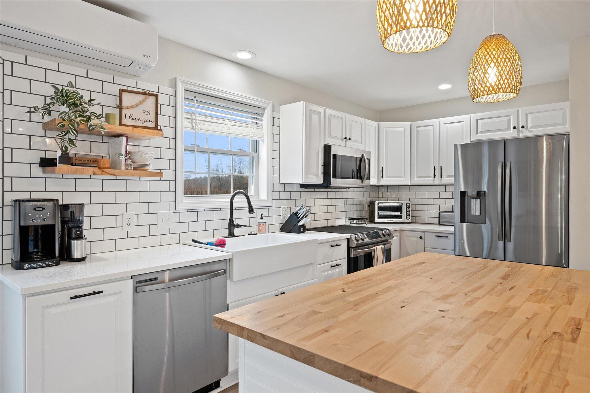 1016 State Street, Unit 1 Bangor, ME 04401 - Photo 18 of 42 11-1016 State St