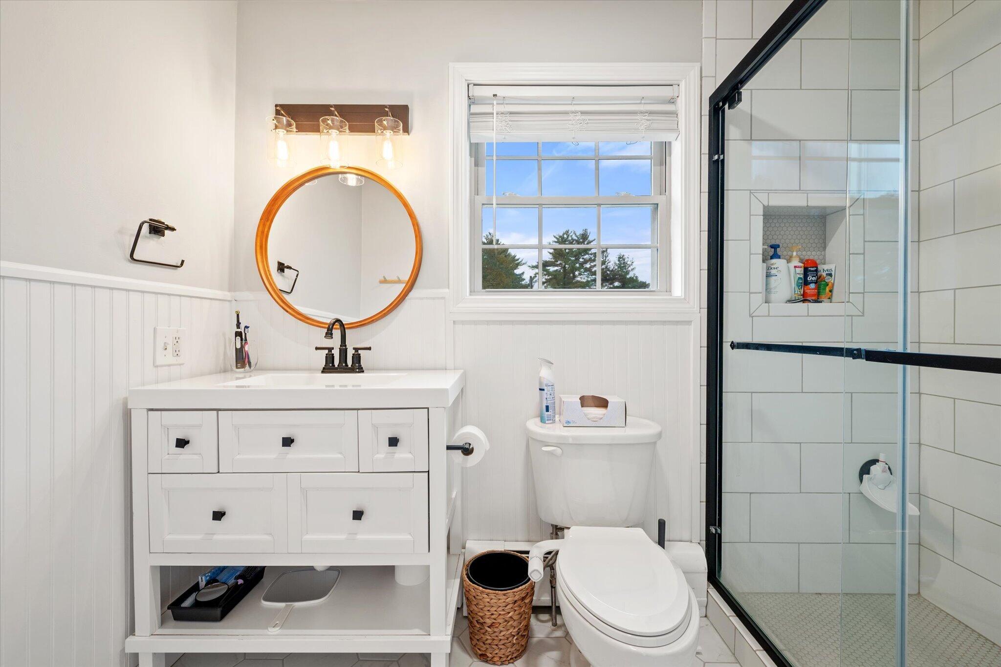 1016 State Street, Unit 1 Bangor, ME 04401 - Photo 29 of 42 Full Bath