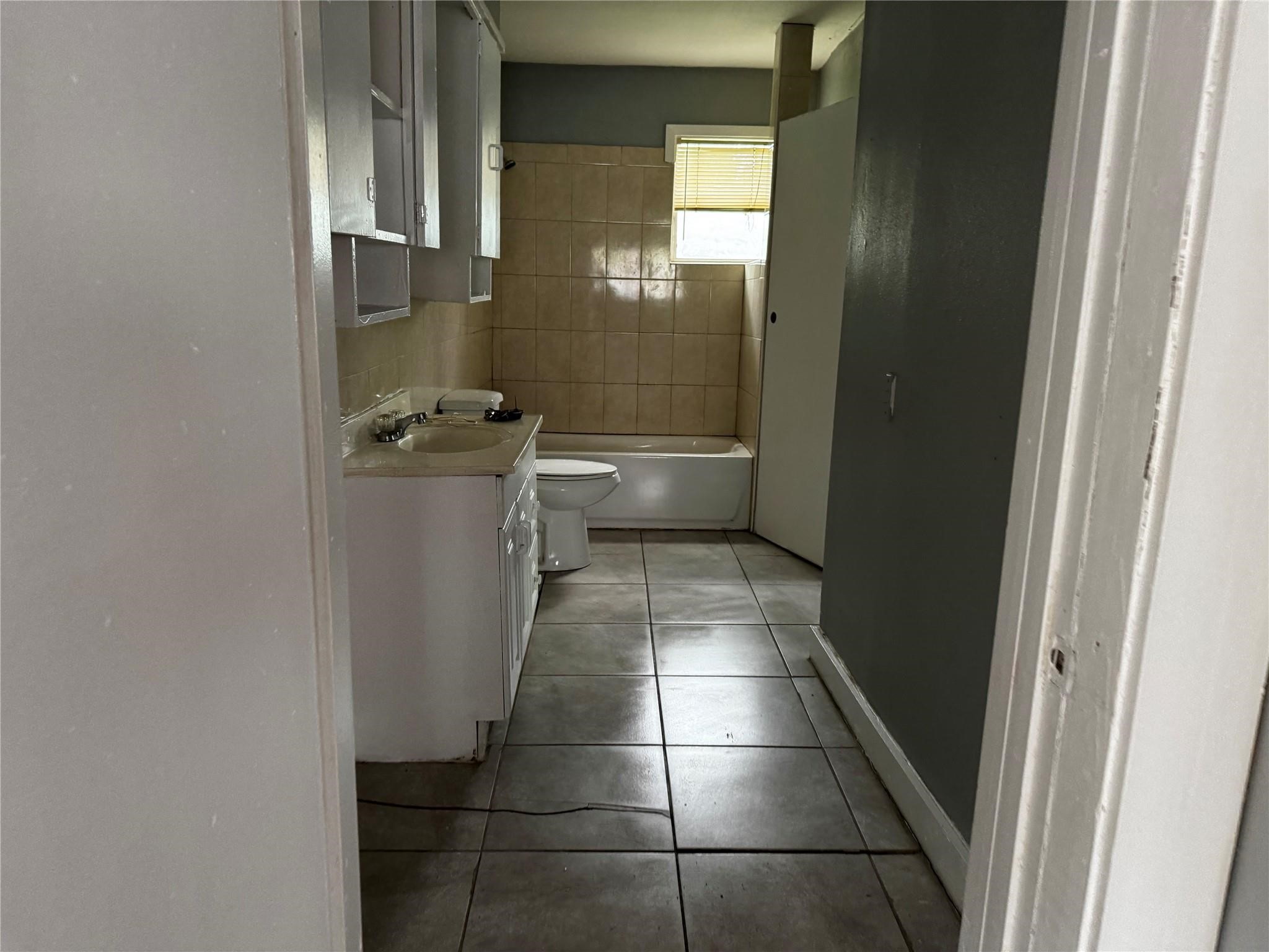 7201 Gleason Road Houston, TX 77016 - Photo 5 of 17 Gallery Image 5