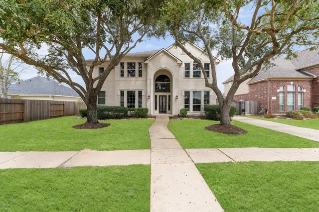 $545,000 | 3307 Lawson Drive, Pearland, TX 77584