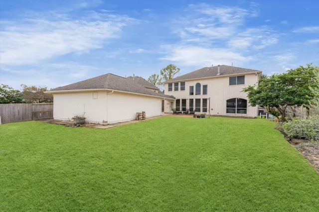 $545,000 | 3307 Lawson Drive, Pearland, TX 77584