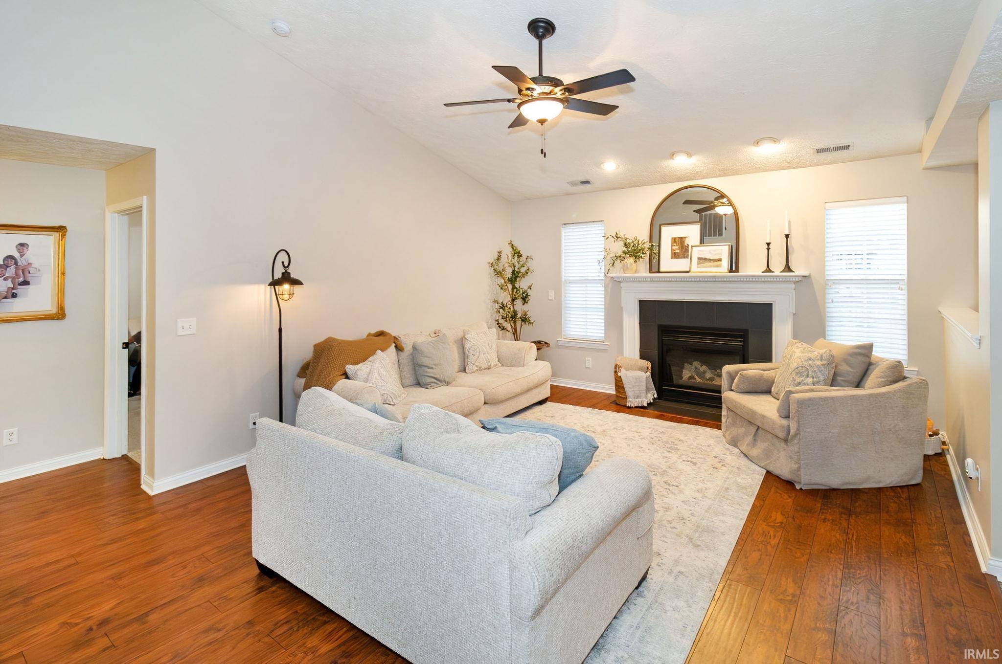 9820 Chatteris Road Evansville, IN 47725 - Photo 12 of 18