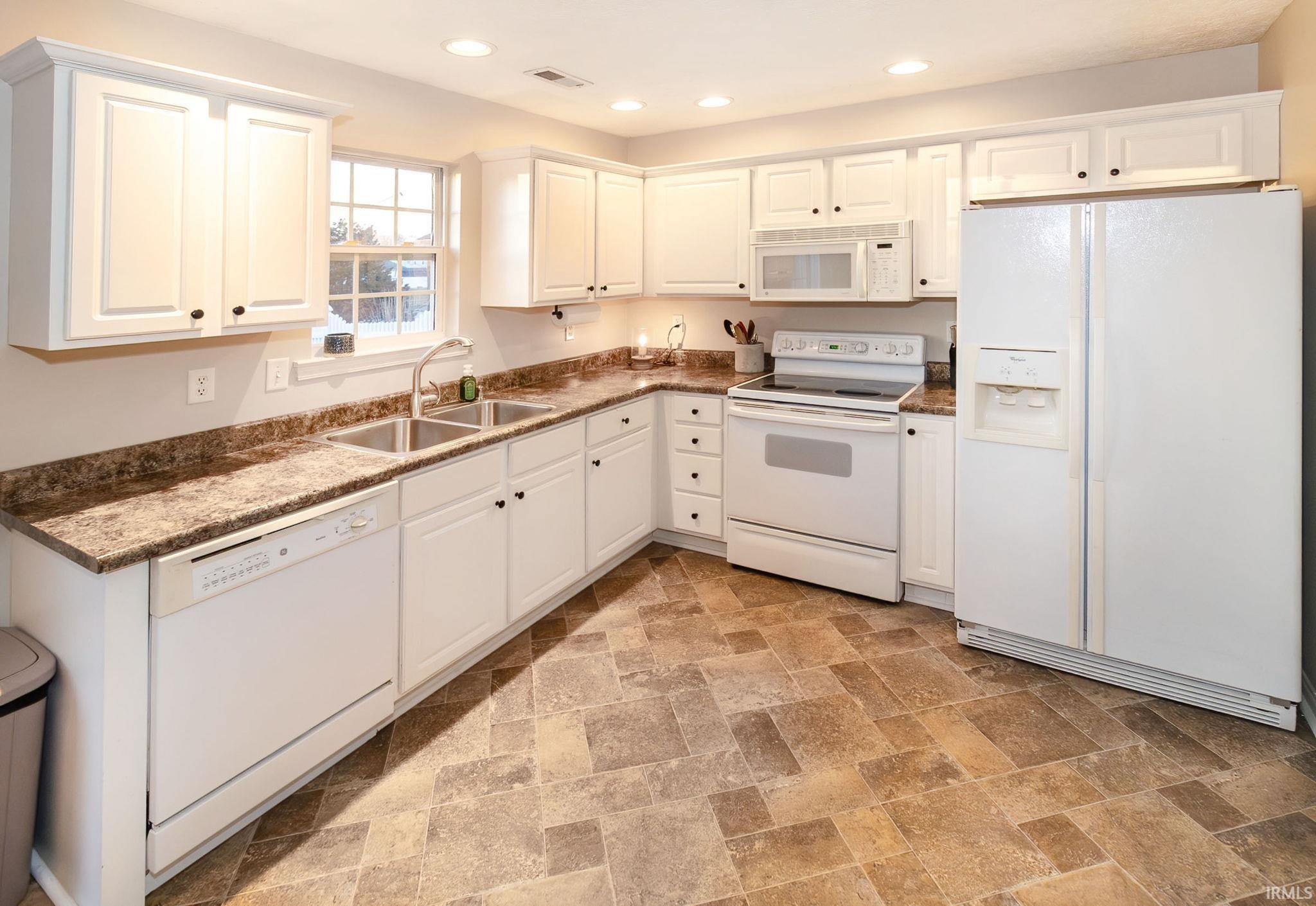 9820 Chatteris Road Evansville, IN 47725 - Photo 15 of 18