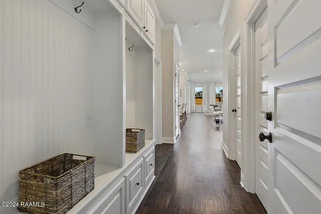 $461,045 | 107 Canehaven Boulevard, Youngsville, LA 70592