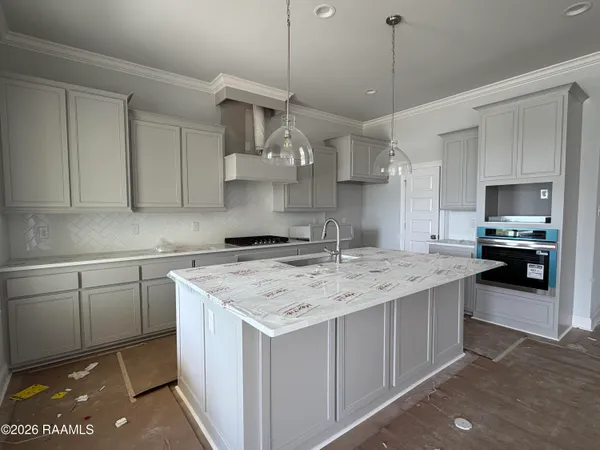 $461,045 | 107 Canehaven Boulevard, Youngsville, LA 70592