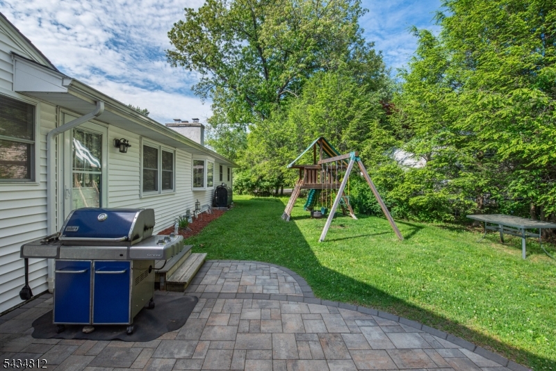 11 Hunters Lane Sparta, NJ 07871 - Photo 20 of 23