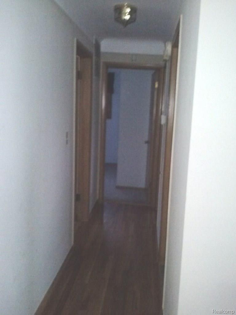 11046 Erdmann Road Sterling Heights, MI 48314 - Photo 9 of 26 0107141717.jpg