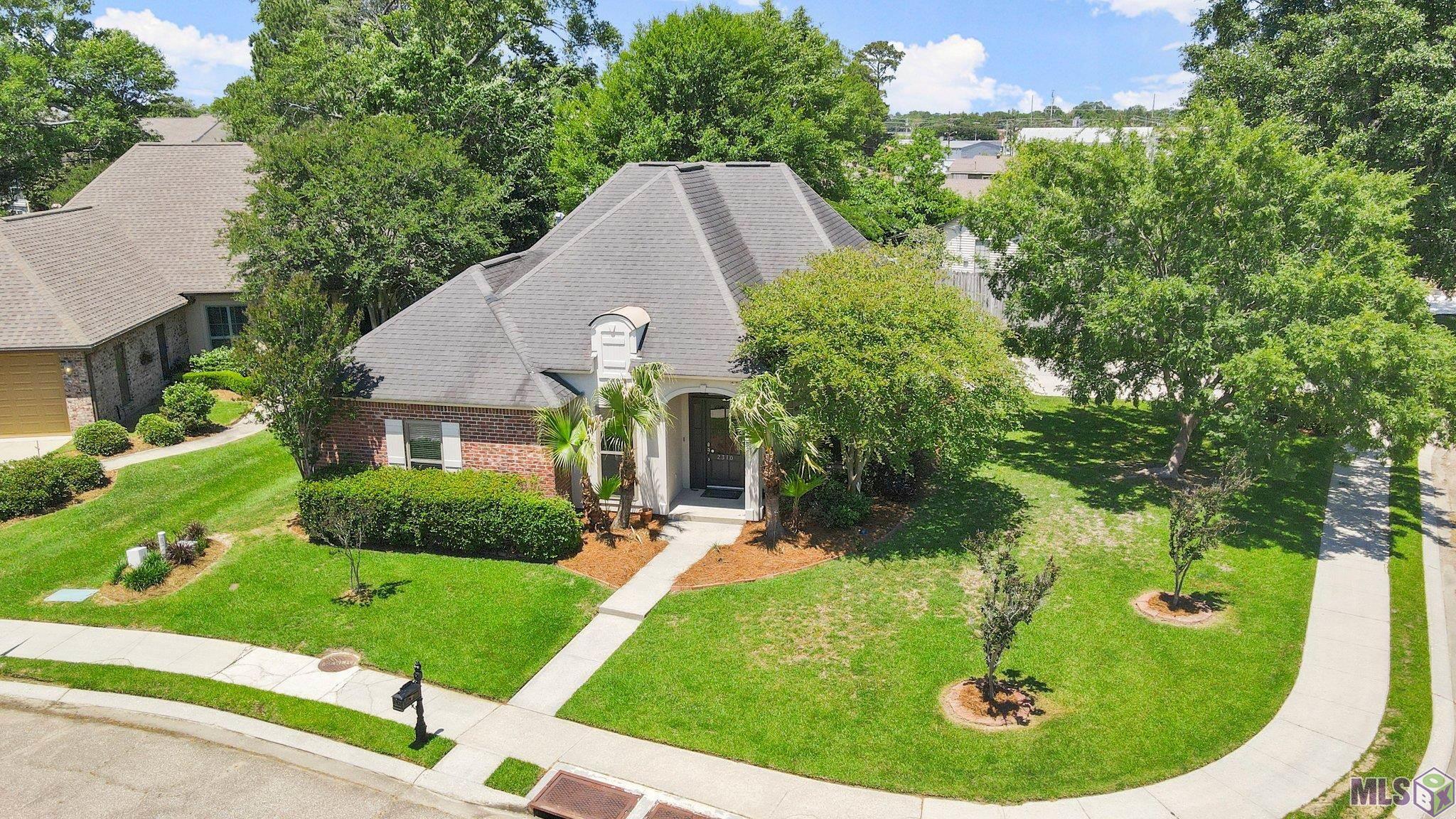 2310 Summerleaf Circle Baton Rouge, LA 70816 - Photo 2 of 33