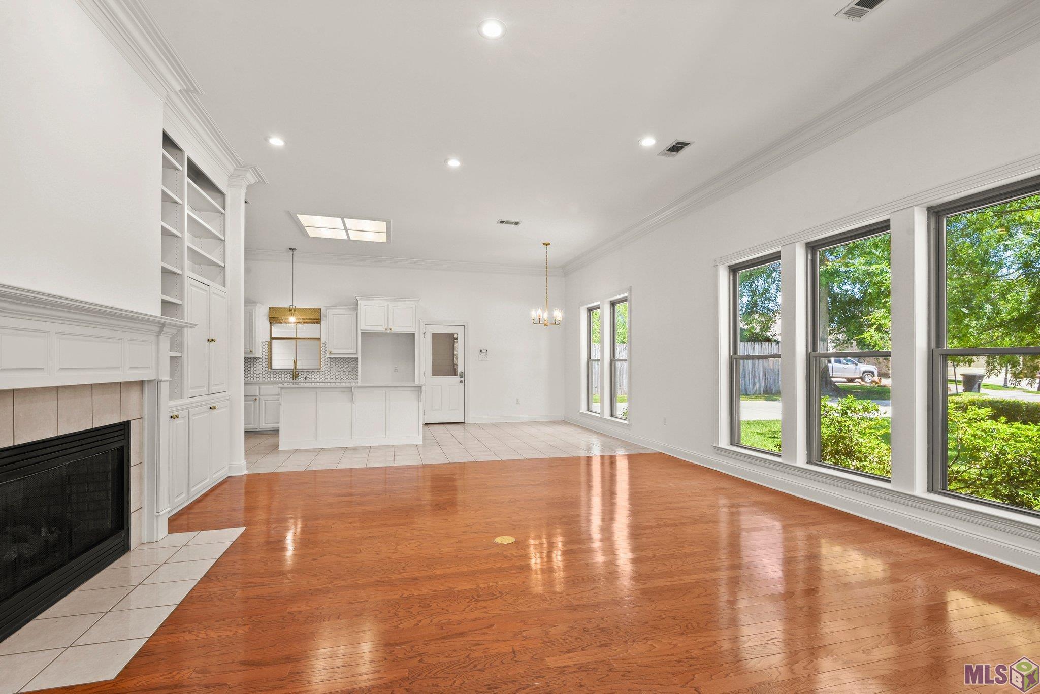 2310 Summerleaf Circle Baton Rouge, LA 70816 - Photo 4 of 33