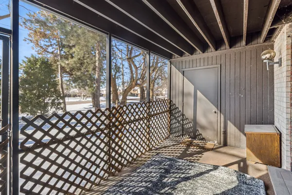 $210,000 | 740 St Andrews Lane, Unit 35, Crystal Lake, IL 60014