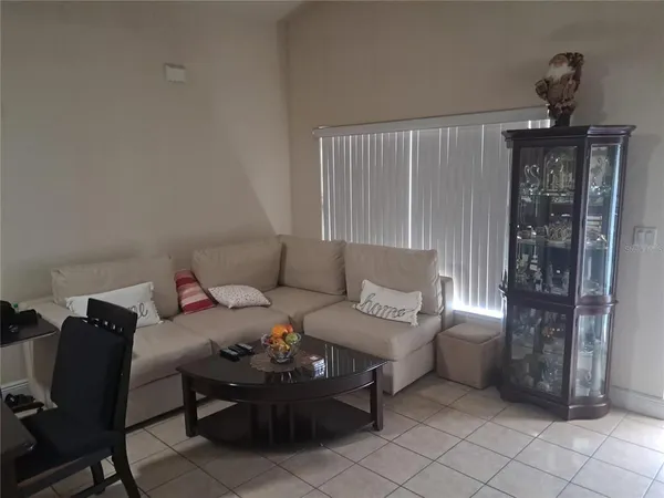 $285,000 | 222 David Walker Drive, Unit C2, Tavares, FL 32778