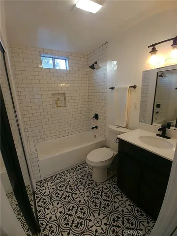 $1,825,000 | 1361 Armadale Avenue, Los Angeles, CA 90042