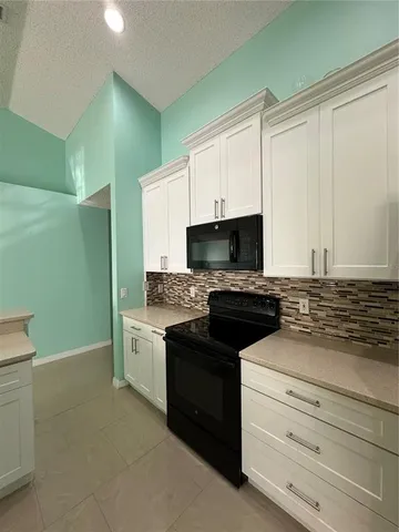 $2,400 | 4320 Northern Dancer Way, Orlando, FL 32826