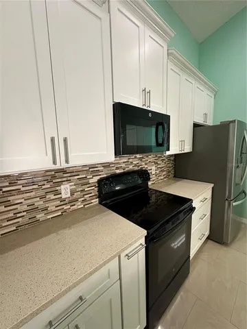 $2,400 | 4320 Northern Dancer Way, Orlando, FL 32826