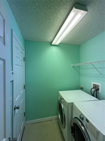 $2,400 | 4320 Northern Dancer Way, Orlando, FL 32826