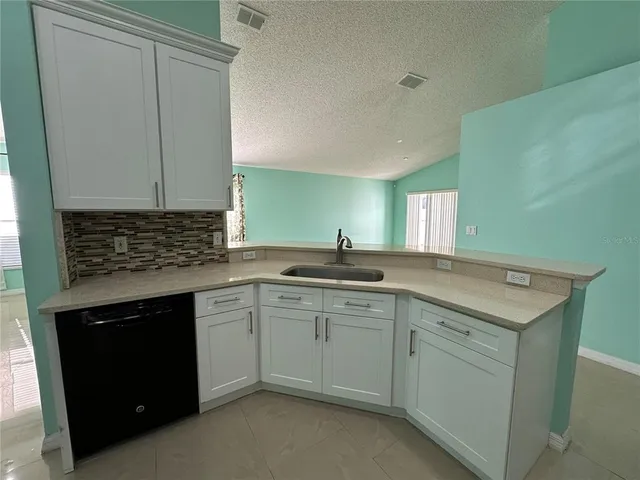 $2,400 | 4320 Northern Dancer Way, Orlando, FL 32826