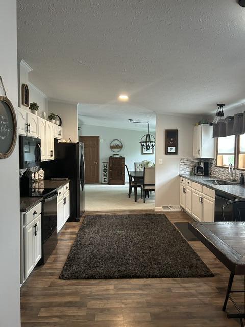 8543 Laberdy Road Eau Claire, MI 49111 - Photo 9 of 16 Gallery Image 9