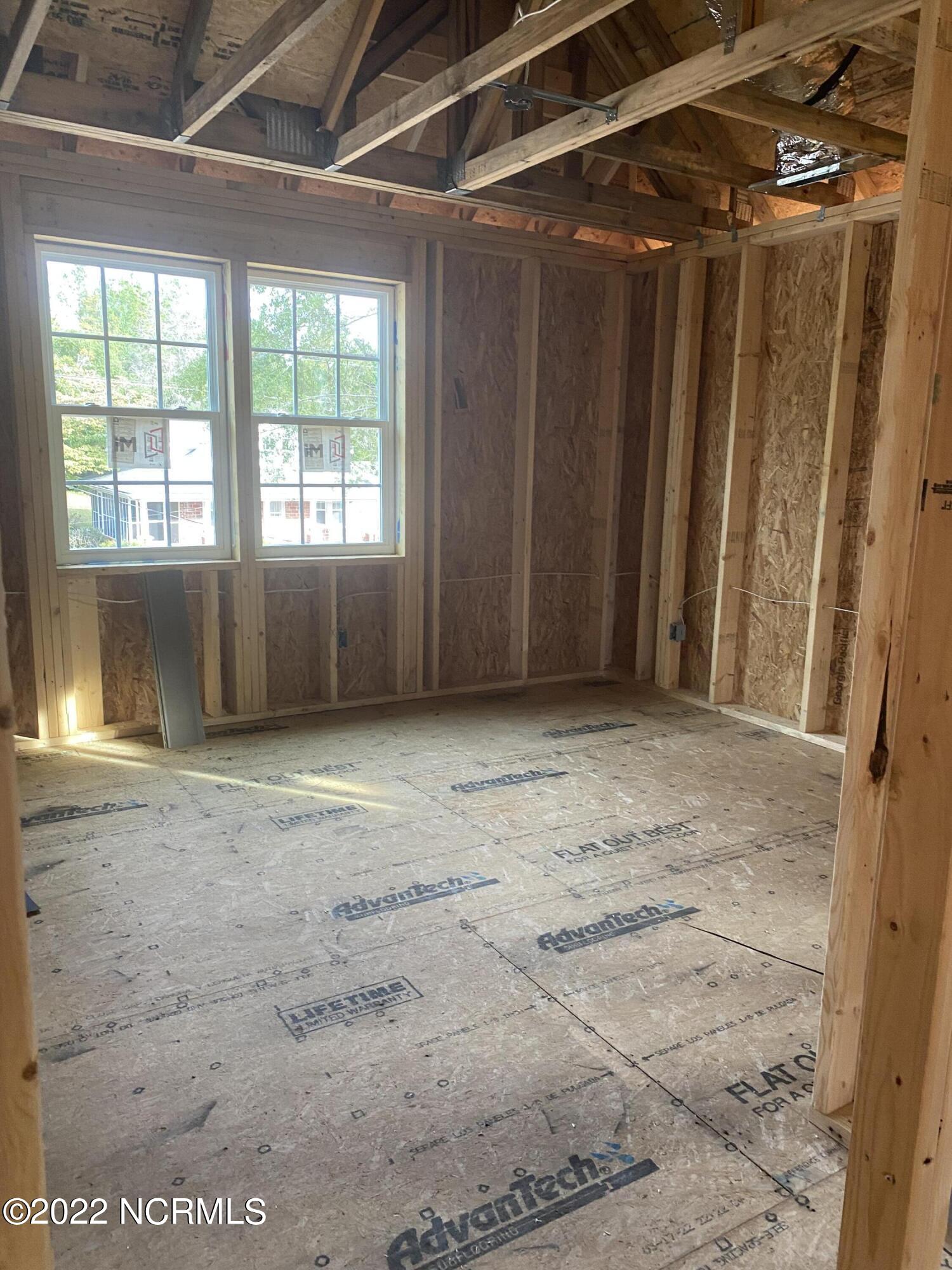 339 North Stephens Street Southern Pines, NC 28387 - Photo 8 of 14 IMG-0470