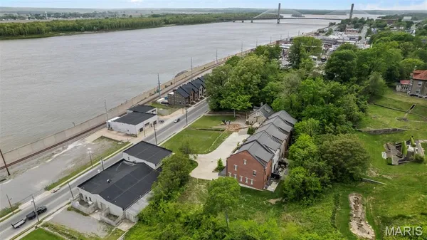 $525,000 | 325 Main Street, Cape Girardeau, MO 63701