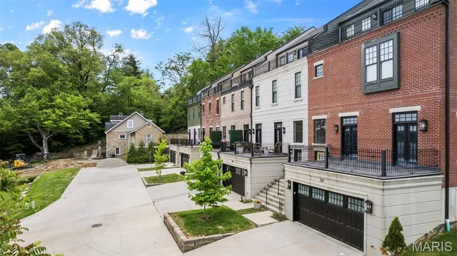 $575,000 | 325 Main Street, Cape Girardeau, MO 63701