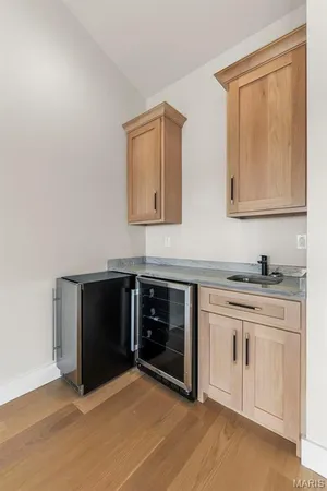 $525,000 | 325 Main Street, Cape Girardeau, MO 63701