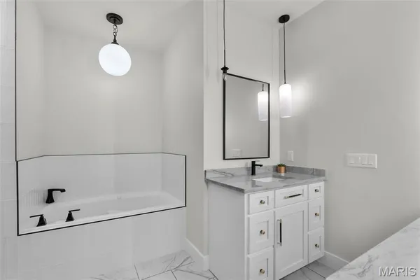 $525,000 | 325 Main Street, Cape Girardeau, MO 63701