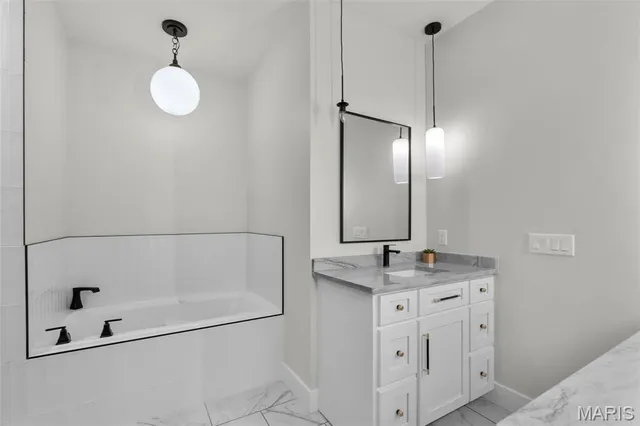 $575,000 | 325 Main Street, Cape Girardeau, MO 63701