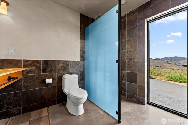 $3,300,000 | 99 Hilltop Drive, Winthrop, WA 98862