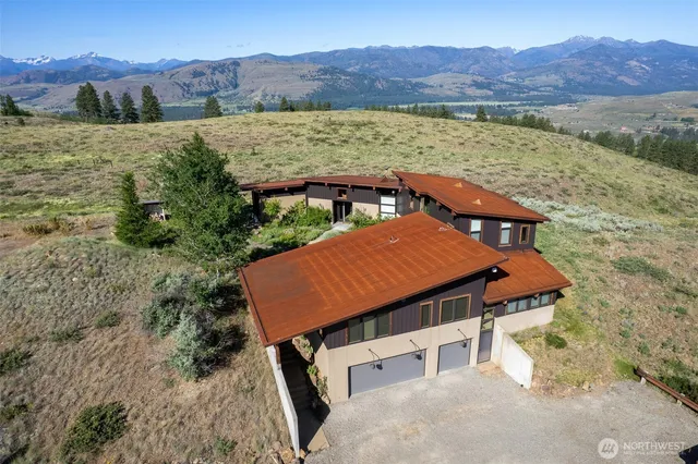 $3,300,000 | 99 Hilltop Drive, Winthrop, WA 98862