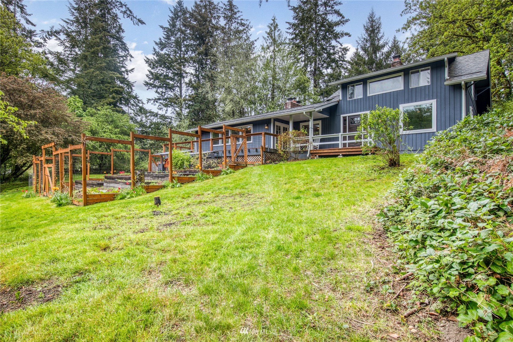 6470 Northeast Marshall Road Bainbridge Island, WA 98110 - Photo 3 of 40 Gallery Image 3