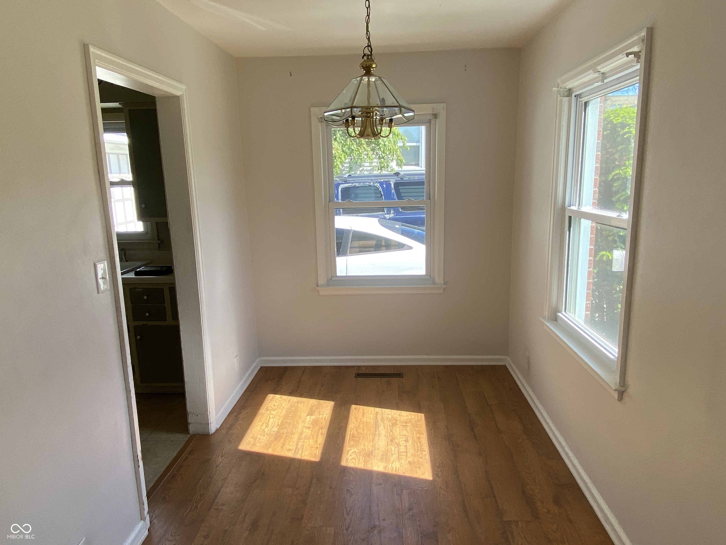611 Chestnut Street Anderson, IN 46012 - Photo 8 of 14
