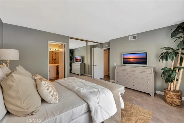$948,000 | 17 Oxford, Unit 28, Irvine, CA 92612