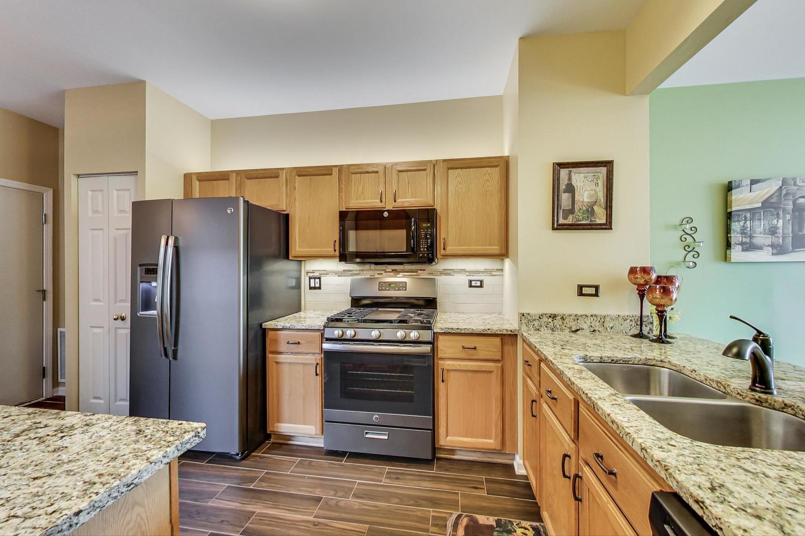 2189 Lake Ridge Drive Glendale Heights, IL 60139 - Photo 11 of 30