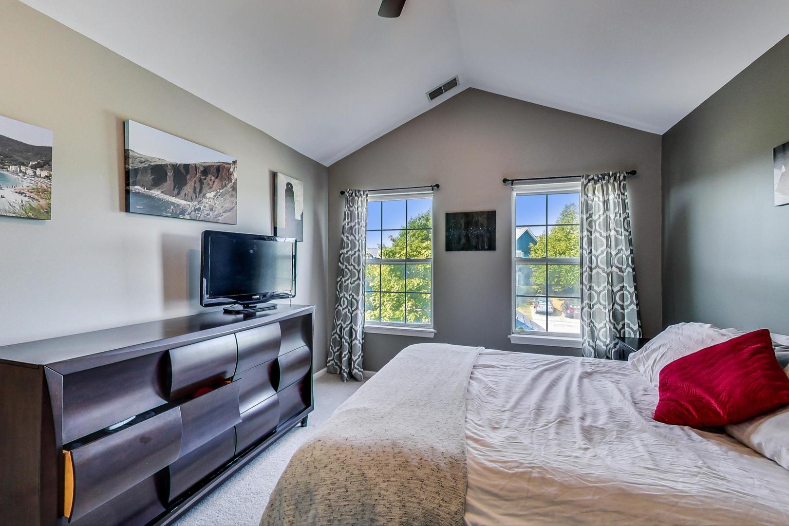 2189 Lake Ridge Drive Glendale Heights, IL 60139 - Photo 17 of 30