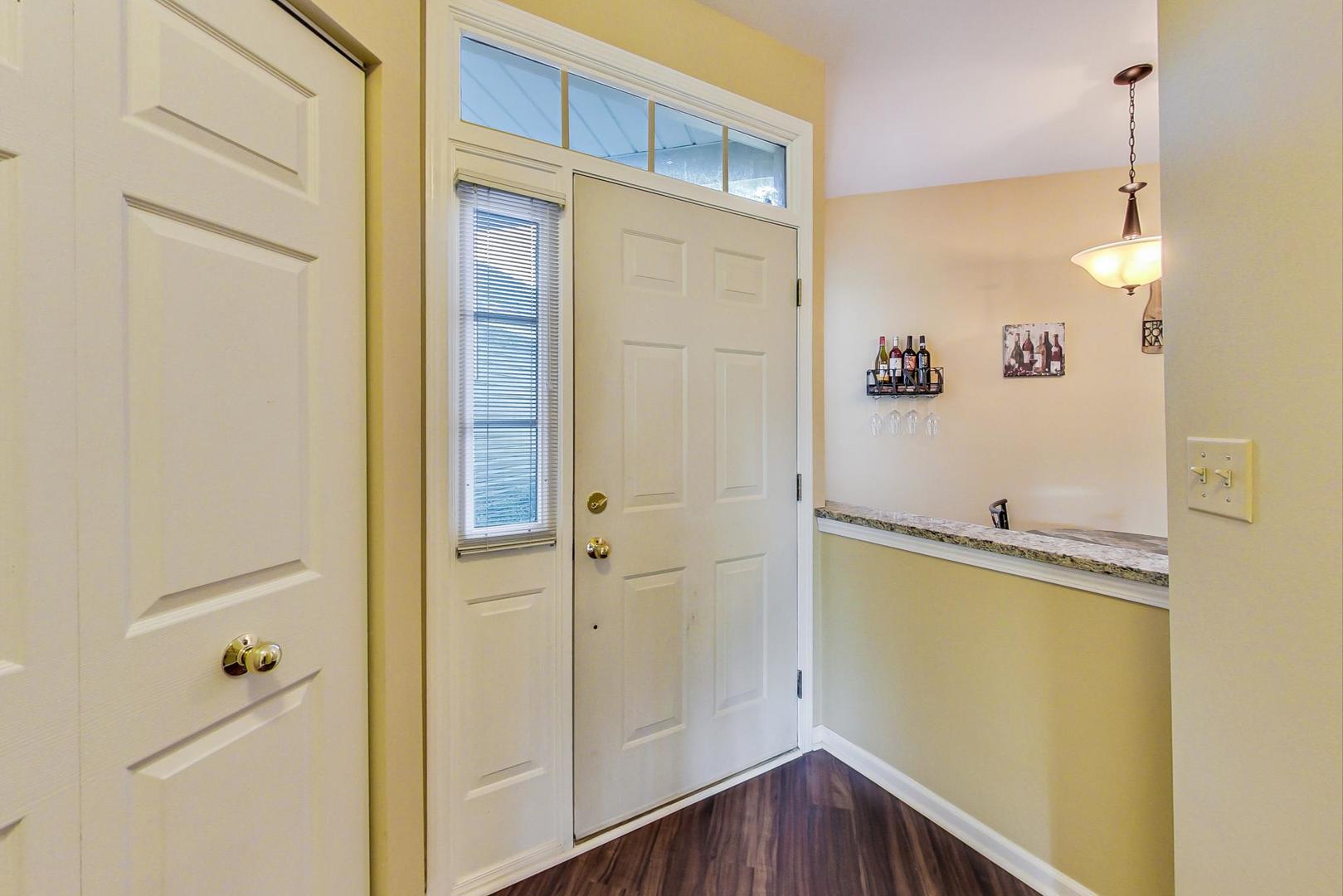 2189 Lake Ridge Drive Glendale Heights, IL 60139 - Photo 4 of 30