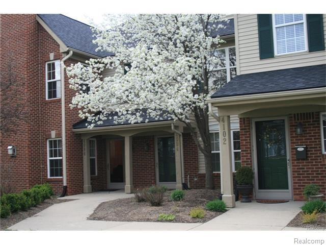 4094 Hampton Ridge Boulevard, Unit 53 Howell, MI 48843 - Photo 2 of 3